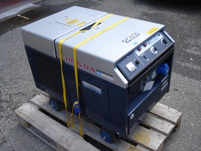 Generator trifazat honda 5500